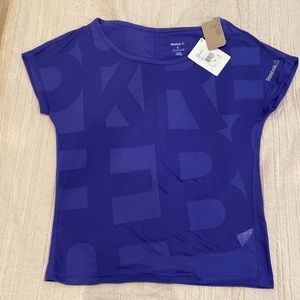 Reebok workout T-Shirt (NEW)